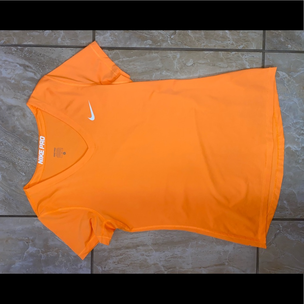NWOT NIKE ORANGE PRO SHIRT